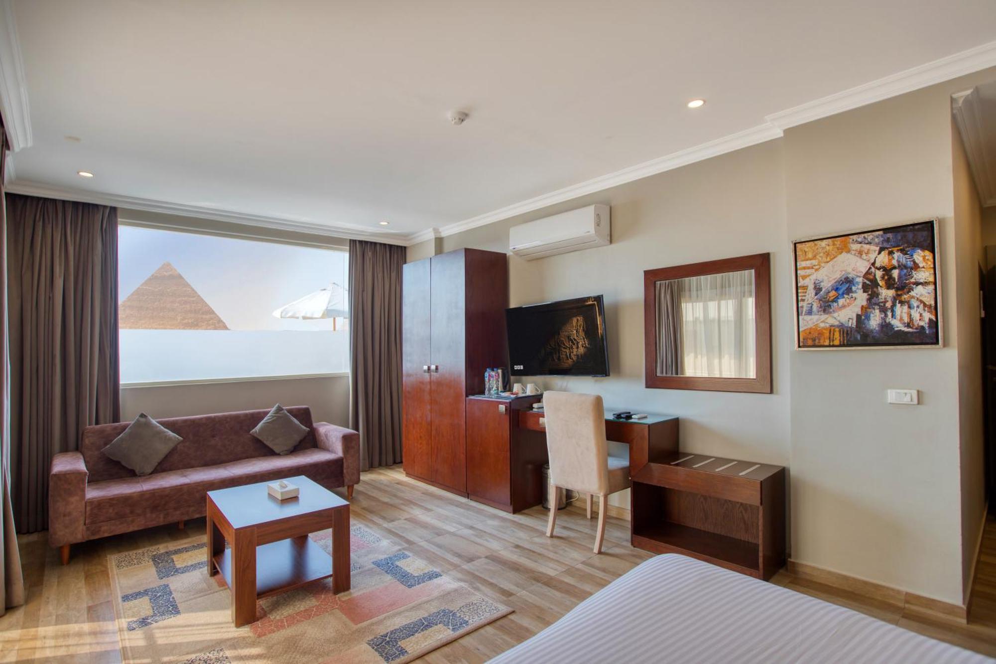 קהיר Mamlouk Pyramids Hotel מראה חיצוני תמונה